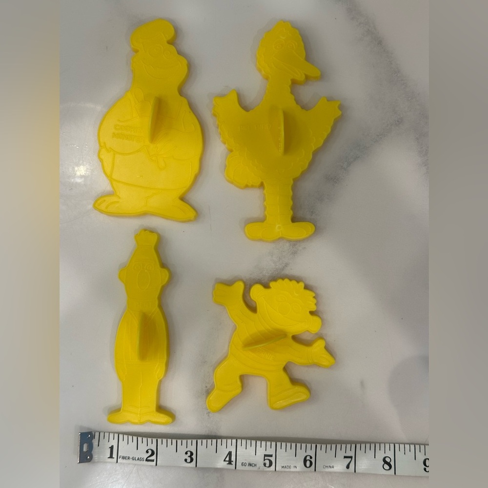 Yellow Wilton Sesame  Street Cookie Cutters Set
